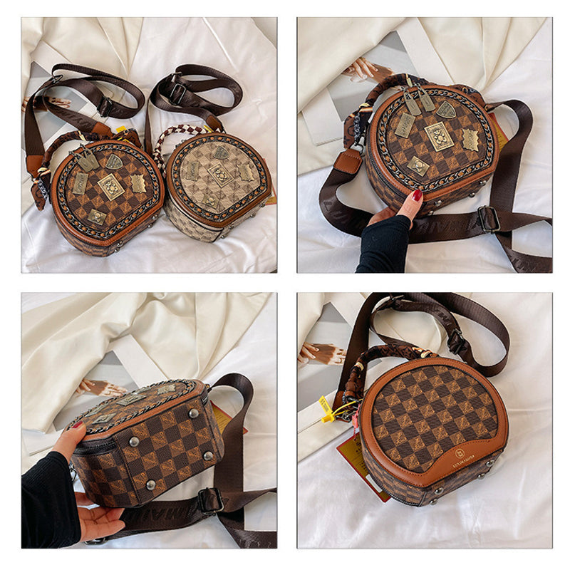 Fashionable Retro Bear Badge Shoulder Bag | Kalsten