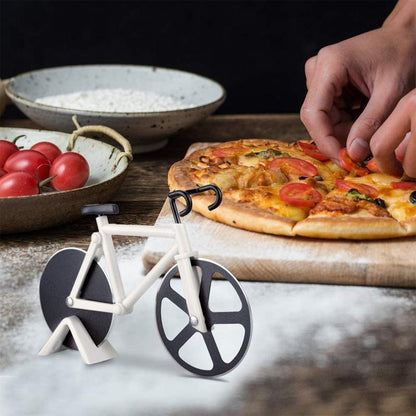 Skanto | Wheel Roller Pizza Cutter