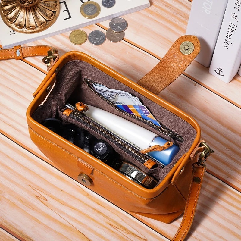 Kalsten | Vintage handmade leather bag
