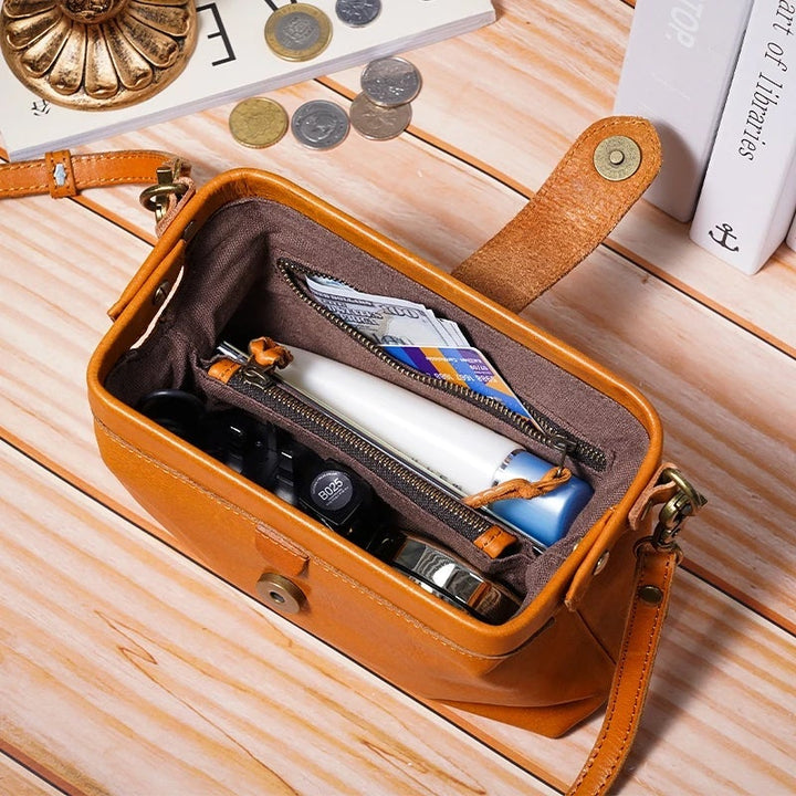 Kalsten | Vintage handmade leather bag