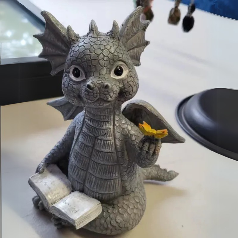 DragonFlare - LED Table Lamp with Dragon Style | Kalsten