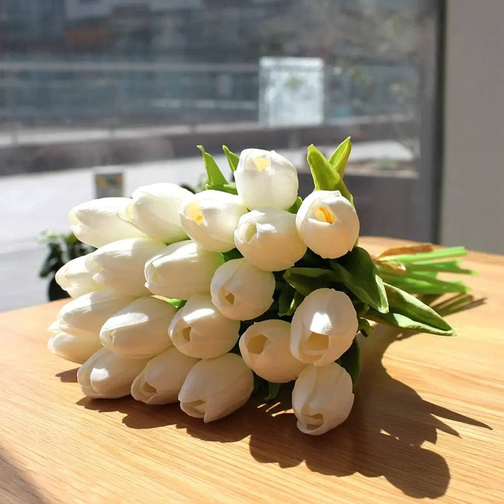BowLift | 10-piece set artificial tulips made of latex – stylish and durable decorative flowers
