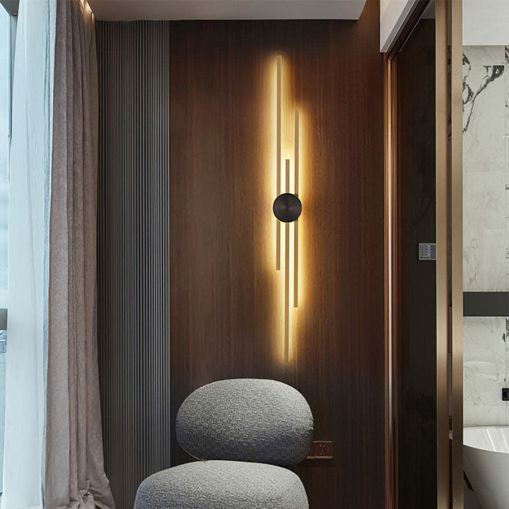 Vertical LED Iron Wall Lamp Kalsten