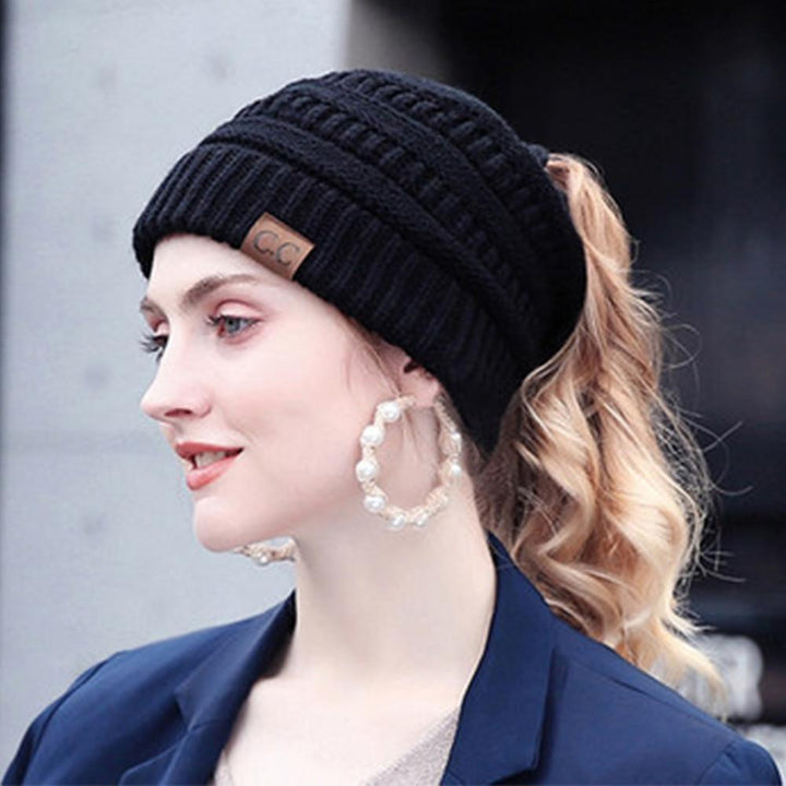 Knit Ponytail Beanie | Kalsten