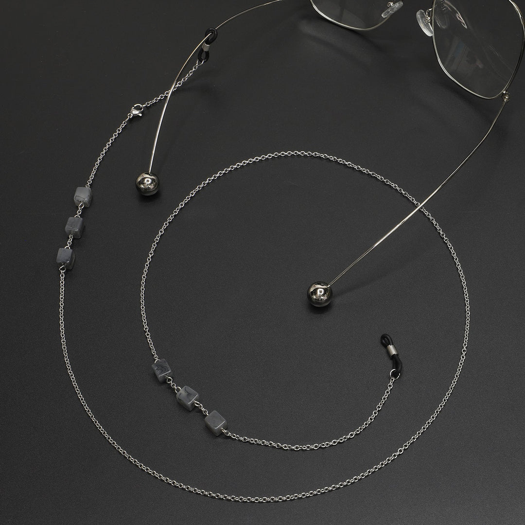 Elegant Bead Chain Eyewear Holder Kalsten