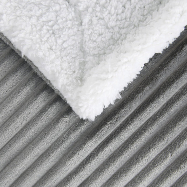 Women's ultra-soft plush blanket with contrasting reversible design Kalsten