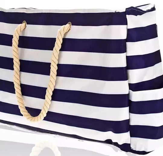 Durable beach bag with extra large storage space and practical side pockets Kalsten