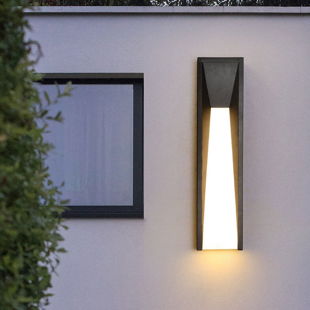 Waterproof Simple Strip Design LED Outdoor Wall Sconce Lamp | Kalsten