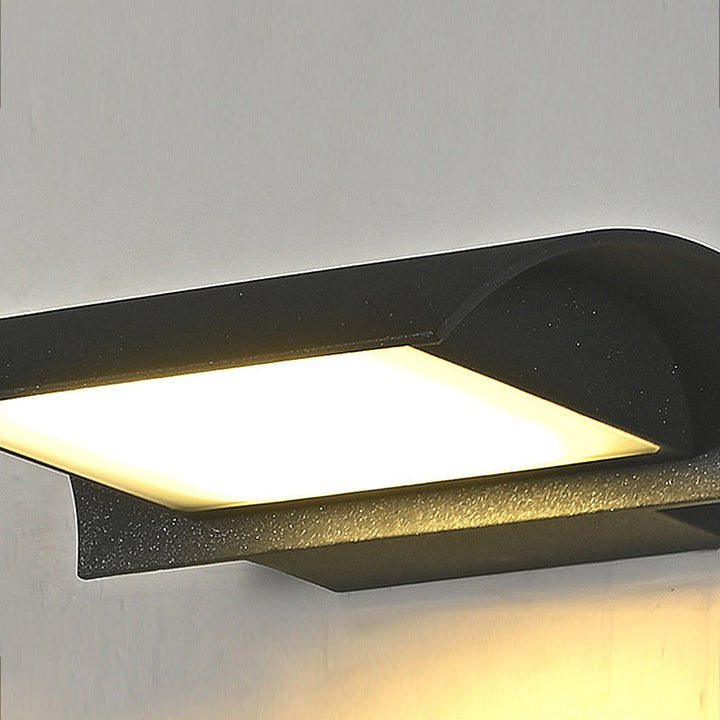 Curved Outdoor Waterproof LED Black Modern Minimalist Wall Lamp Exterior Lighting | Kalsten