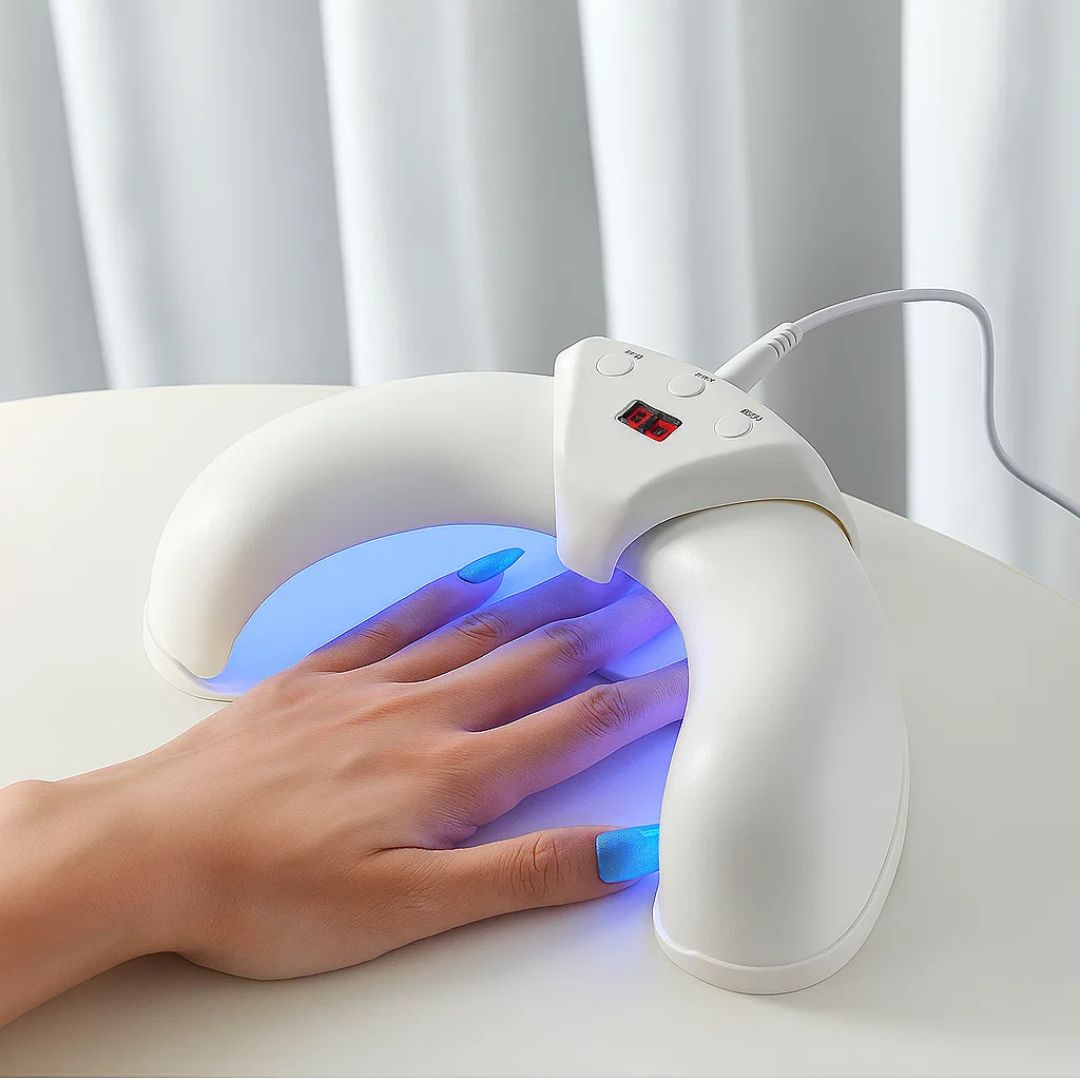 FungiFree | Laser device for nail fungus - Dual Wavelength Penetration - Compact for home use - Restoration of fungal nails Karnz