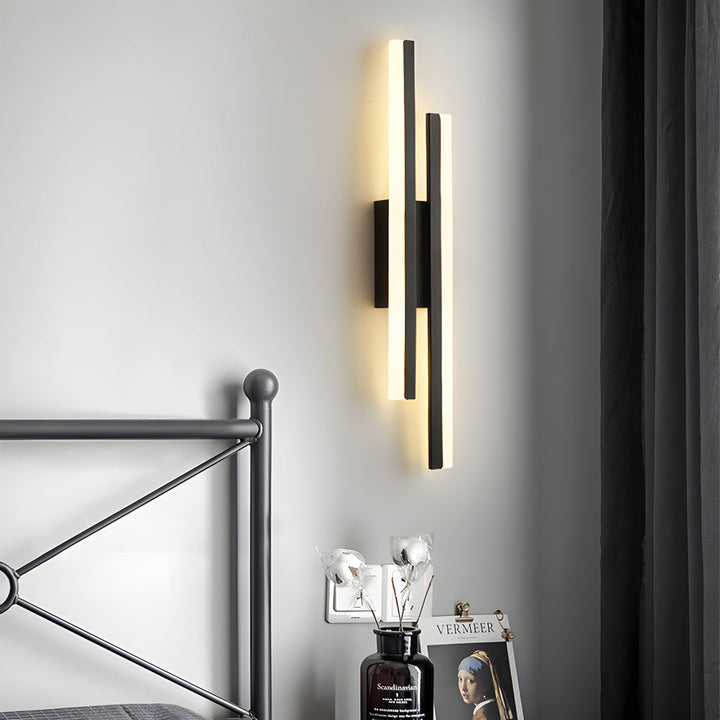Modern 2-Light Linear LED Wall Lamp with 3-Step Dimming - Black/Gold Wall Sconce | Kalsten