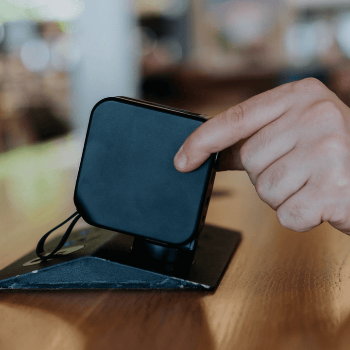 PowerGo Pro – Wireless Fast Charging Power Bank | Kalsten