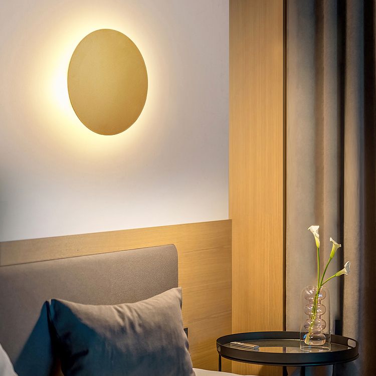 HorizonSphere Modern Round Wall Lamp