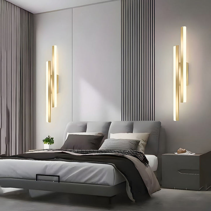 Acrylic Metal LED Wall Lamp Kalsten