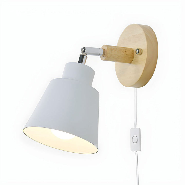 Wall Lamp with Wooden Accent Kalsten