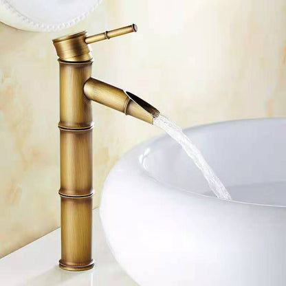 BowLift | Round Single Handle Faucet Country Style Sink Mixer