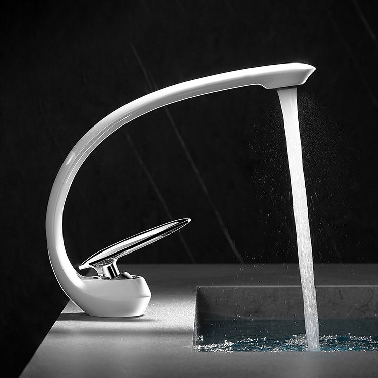 Brass Waterfall Bath Faucet – Unique Design