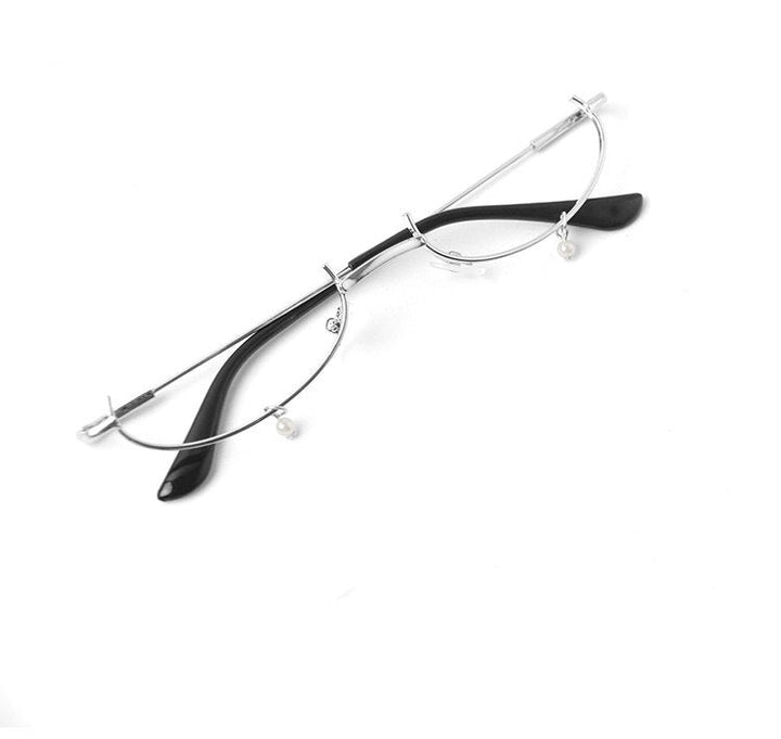 Elegant Long Pearl Chain Eyewear Holder Kalsten