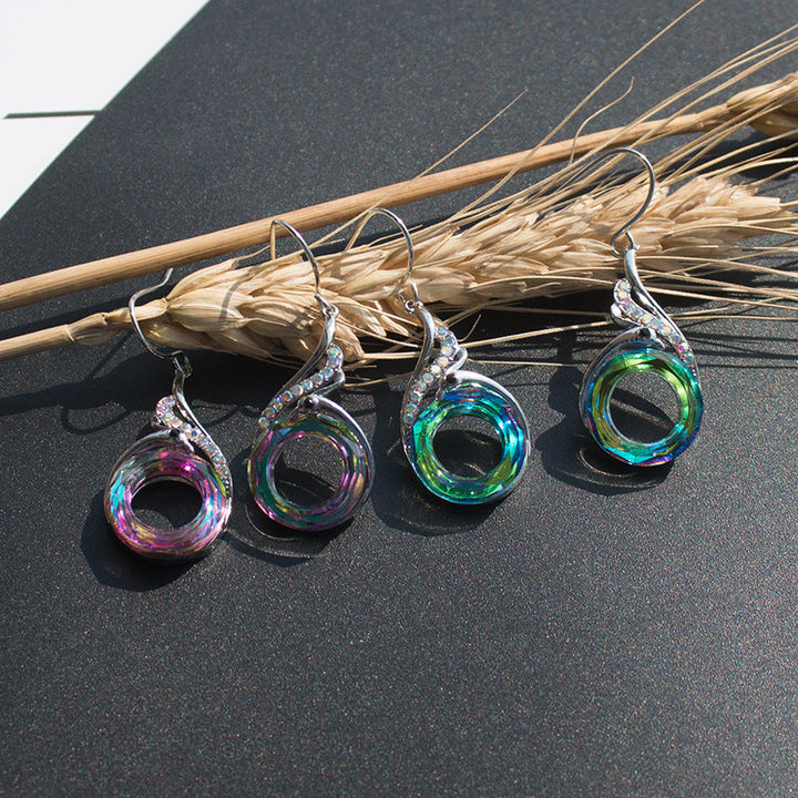Luxurious Crystal-Embellished Pendant Necklace Kalsten