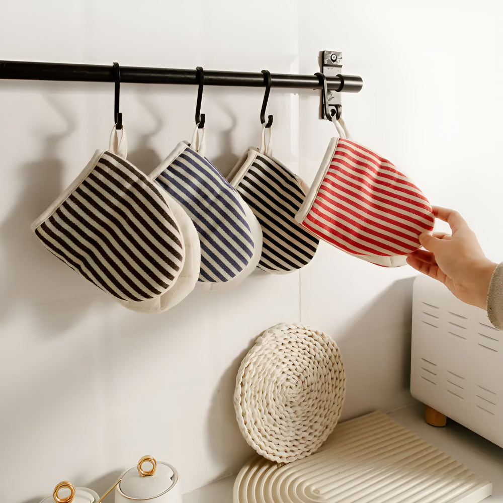 Striped Heat-Resistant Kitchen Oven Gloves