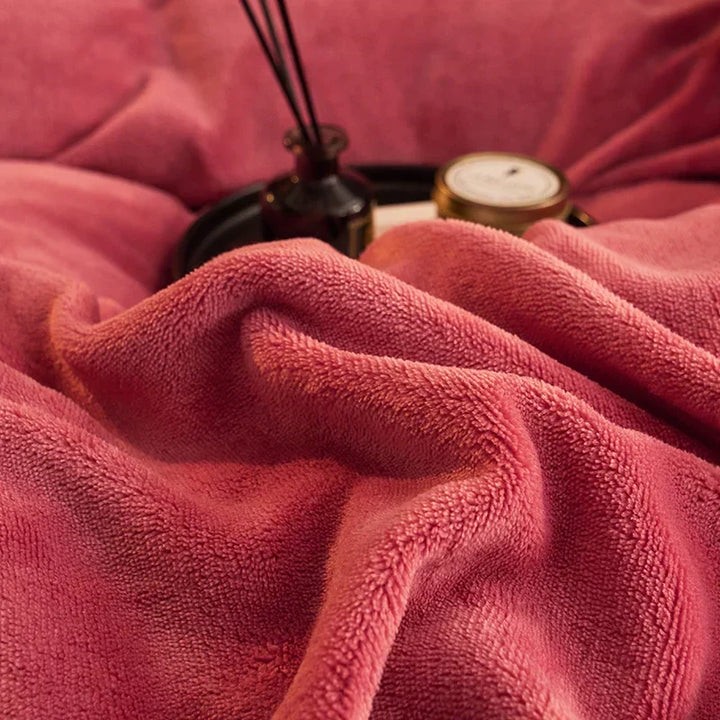 PlushHaven Luxe Velvet Duvet Cover Set – Kingsize Warmth & Comfort Kalsten