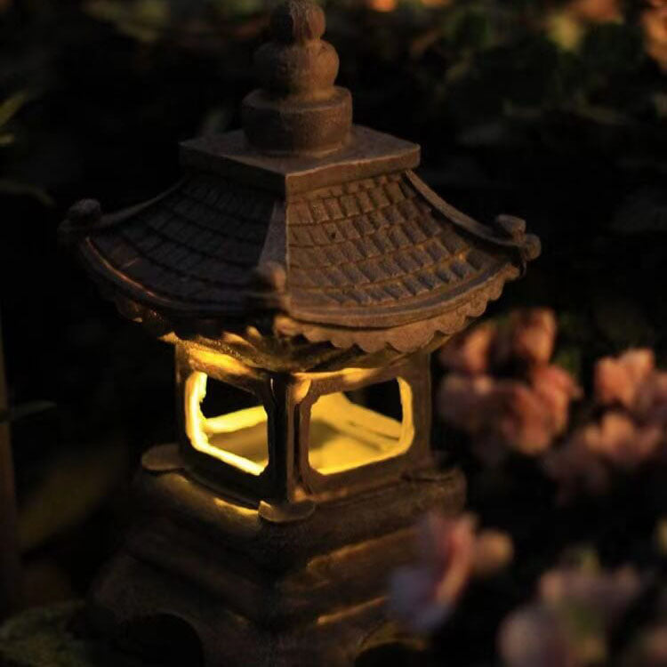 Retro Decorative Solar Tower Resin LED Outdoor Landscape Lighting | Kalsten