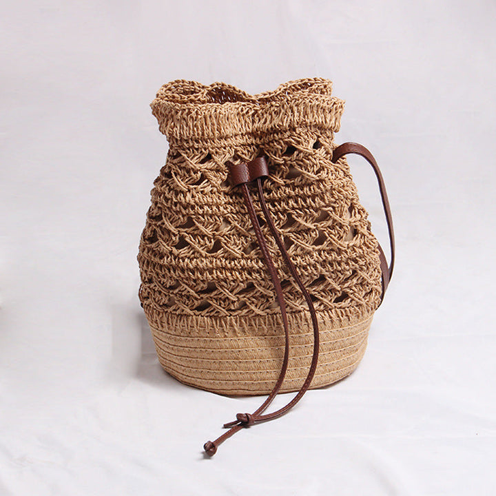 Handmade straw bag with leather accents Kalsten