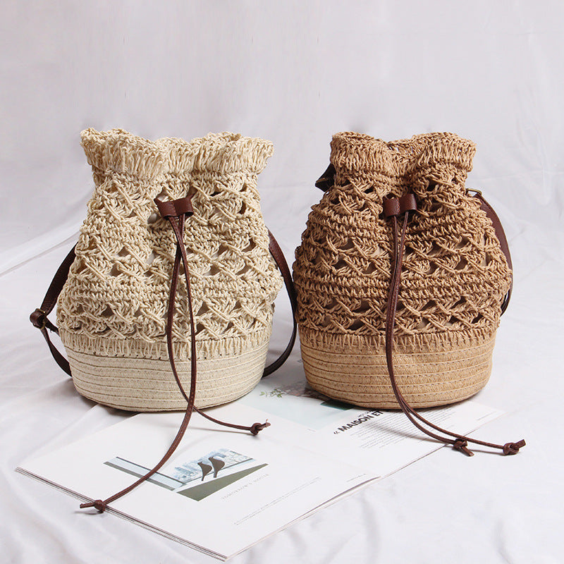 Handmade straw bag with leather accents Kalsten