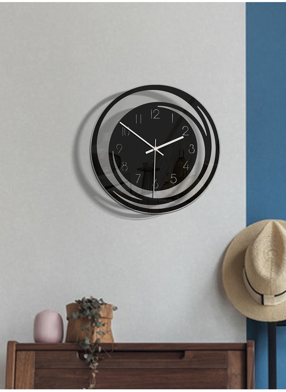 Elegant Silent Wall Clock in Acrylic – Modern and Stylish Kalsten