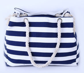 Spacious and Stylish Beach Bag with Maritime Stripe Pattern Kalsten