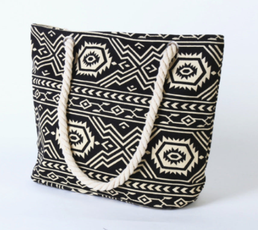 Beach bag with ethnic pattern Kalsten