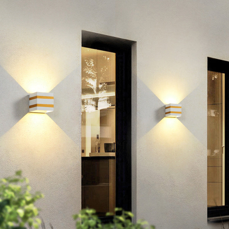 Outdoor Minimalist Square Cube Aluminum Waterproof LED Wall Sconce Lamp | Kalsten