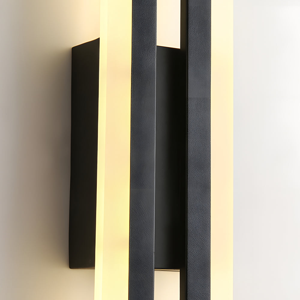 Modern 2-Light Linear LED Wall Lamp with 3-Step Dimming - Black/Gold Wall Sconce | Kalsten