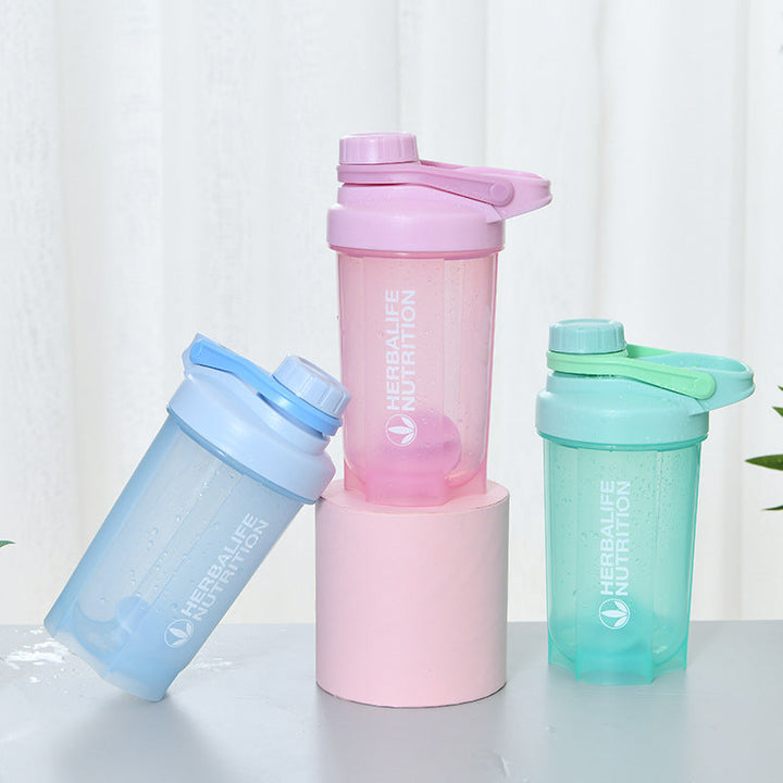 Unisex shaker bottle with mixer ball for fitness and protein drinks Kalsten