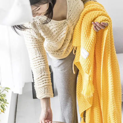 Skanto | NordiWrap Knitted Wool Blanket with Fringes | Nordic Design | Cozy & Elegant | Perfect for Home