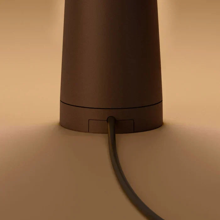 LuminEssence Glow Sculpting Table Lamp | Kalsten