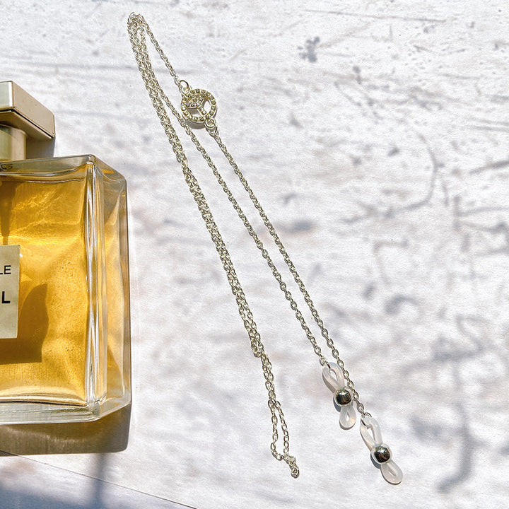 Elegant Necklace with Filigree Pendant Kalsten