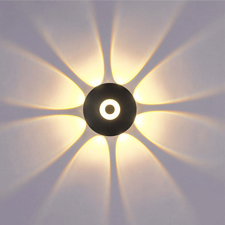 Contemporary Scandinavian Aluminum Round Shade LED Wall Sconce Lamp For Outdoor Patio | Kalsten