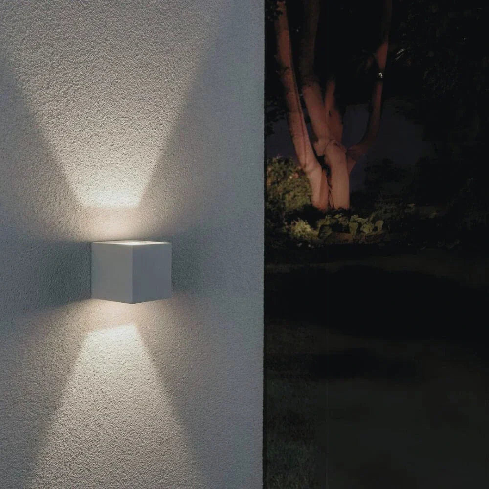 Modern Black Aluminum Wall Lamp Kalsten