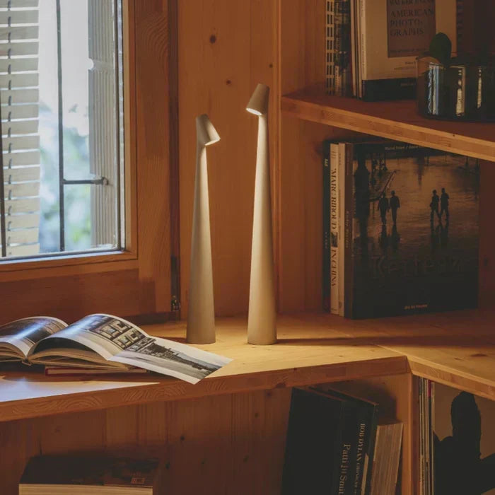 LuminEssence Glow Sculpting Table Lamp | Kalsten