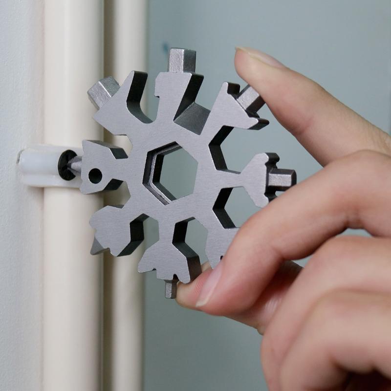 Saker 18-in-1 Snowflake Multi-Tool | Kalsten