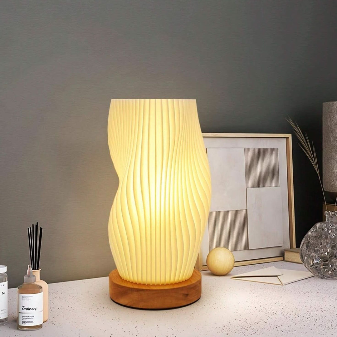 Wavecrest Lamp – Sleek USB-Powered Dimmable Table Lamp | Kalsten