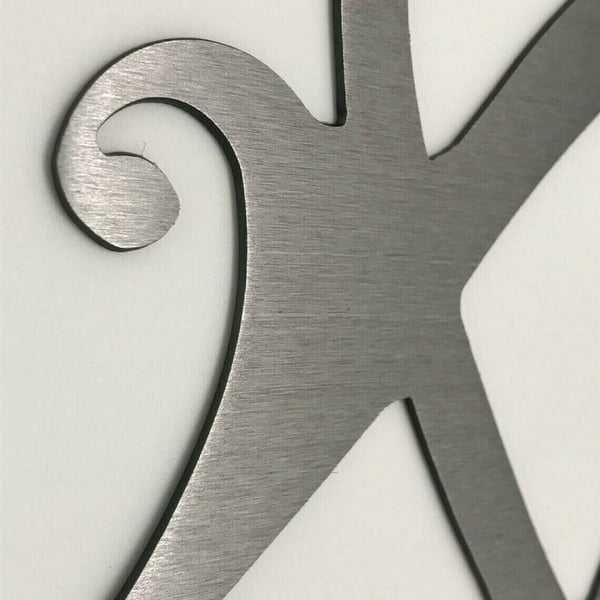 Kalsten | InfinityHeart Wall Decor – Iron Wall Sculpture with Symbol of Eternal Love