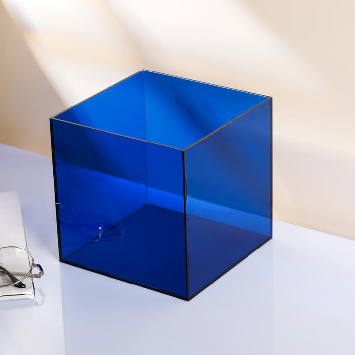 Transparent color acrylic box dust cover Lego integrated model hand display storage box