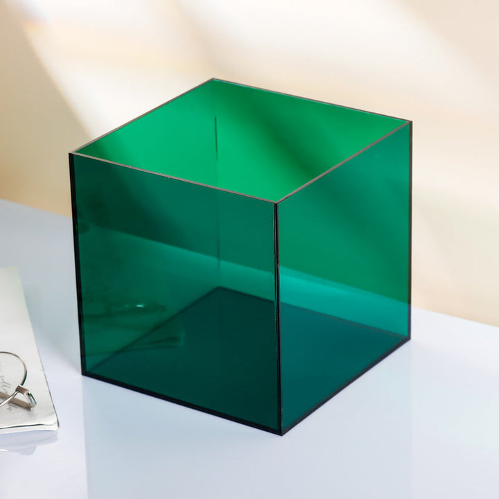 Transparent color acrylic box dust cover Lego integrated model hand display storage box