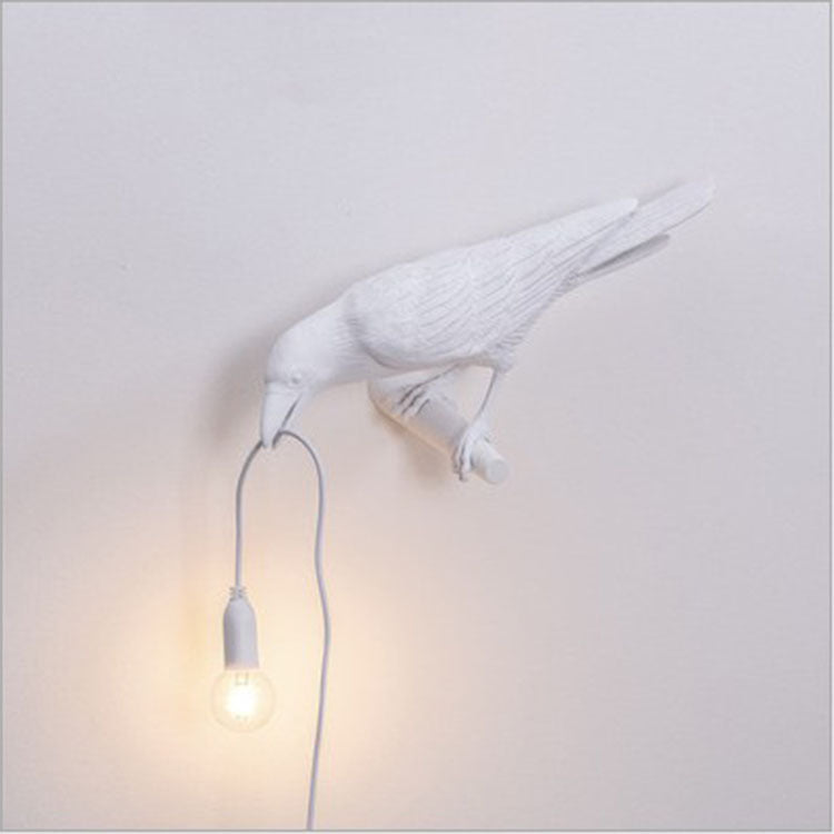 Auspicious bird table lamp personalized creative bedroom bedside animal shape bird resin wall lamp decoration | Kalsten