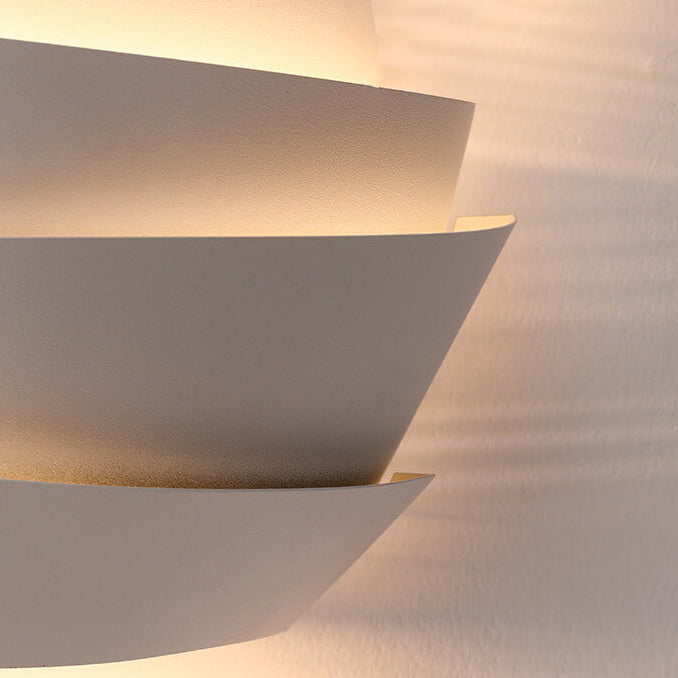 Scandinavian Wall Lamp with Dual Light Points - NordGlow | Kalsten