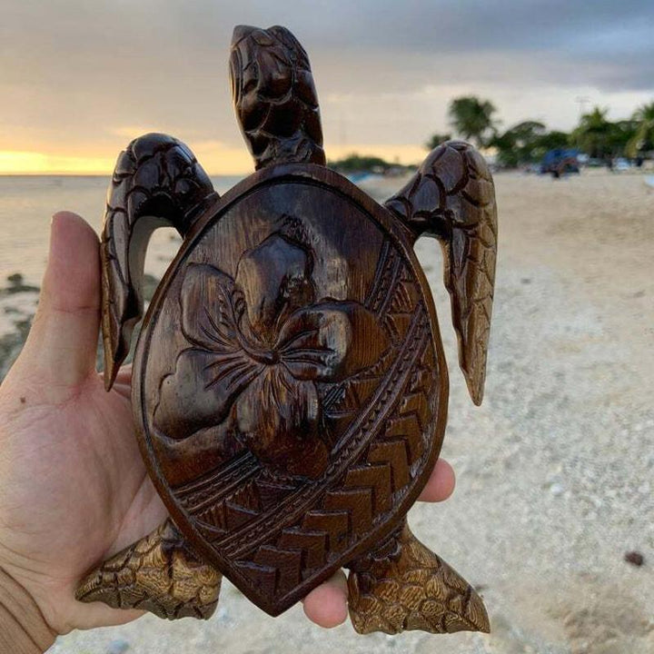 Wood sculpture Hawaii turtle | Kalsten