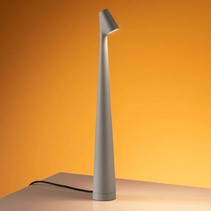 LuminEssence Glow Sculpting Table Lamp | Kalsten