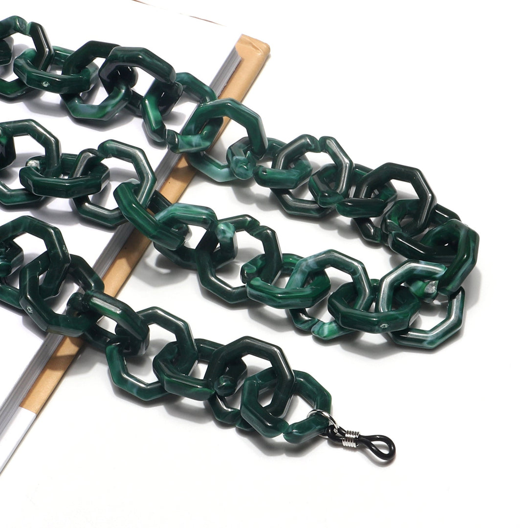 Fashionable Chunky Chain Eyewear Holder Kalsten